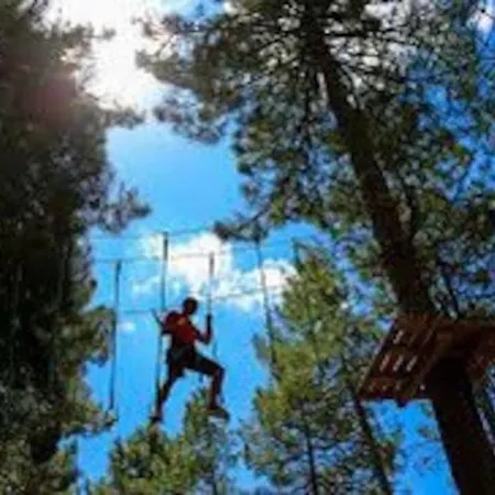 Hébergement de vacances T4 A *